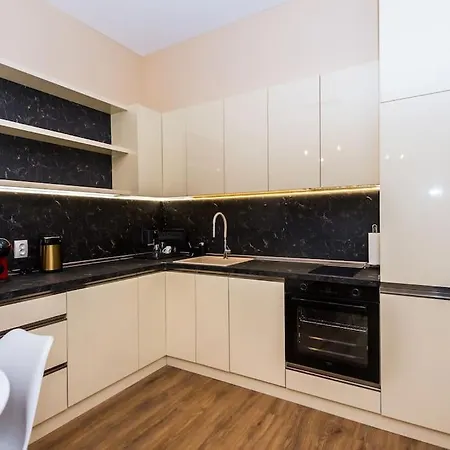 Flora Διαμέρισμα