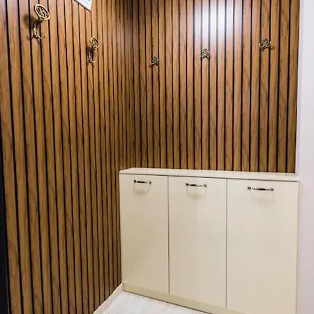 Flora Διαμέρισμα